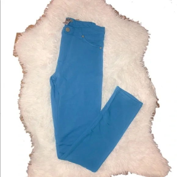 Women’s Skinny stretch pants. - Picture 2 of 6